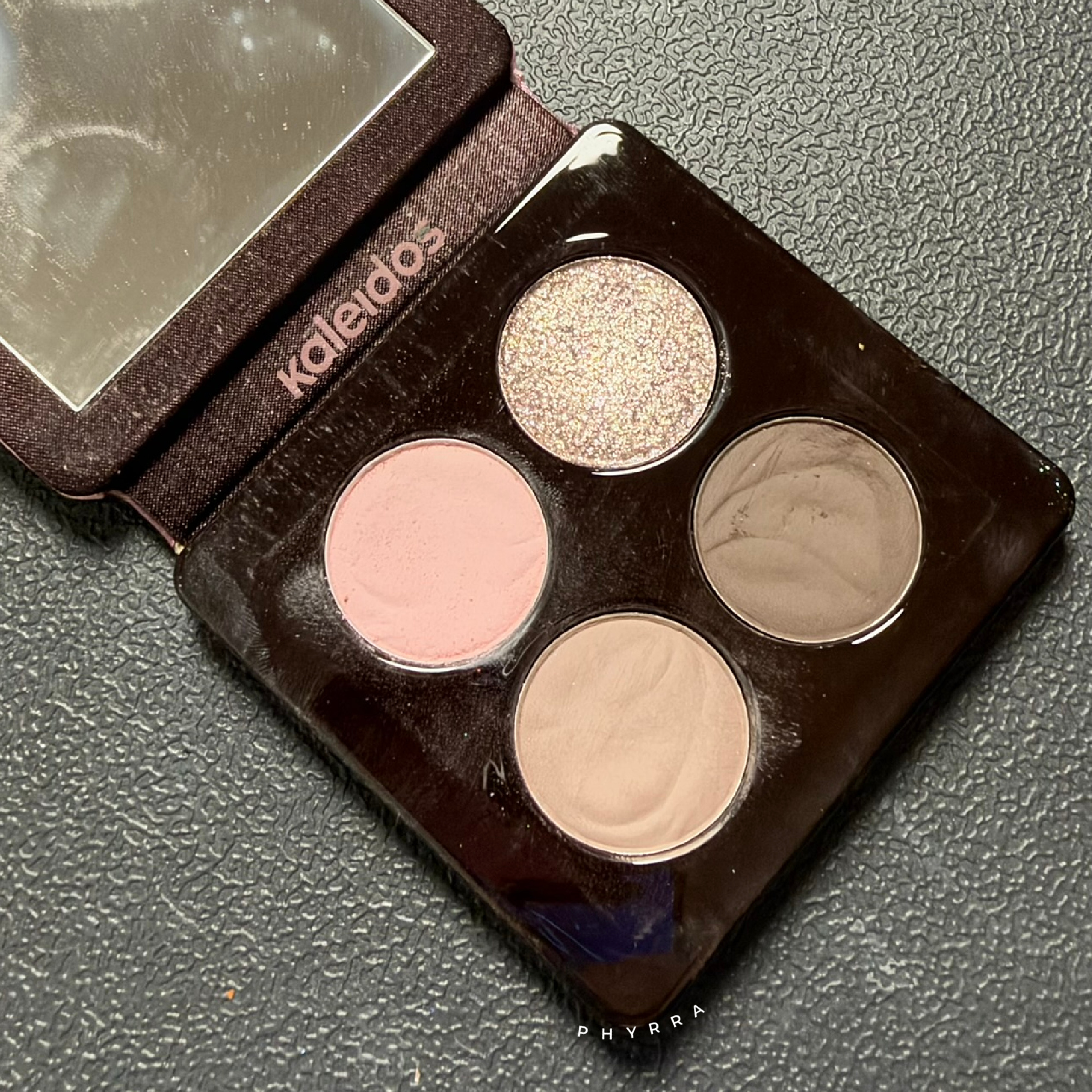 Inside the Kaleidos Venus Trap Quad Palette